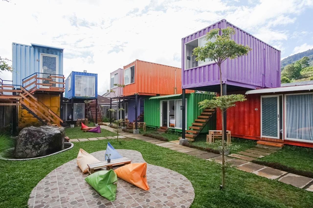Container Smart Css Hotel 2*
