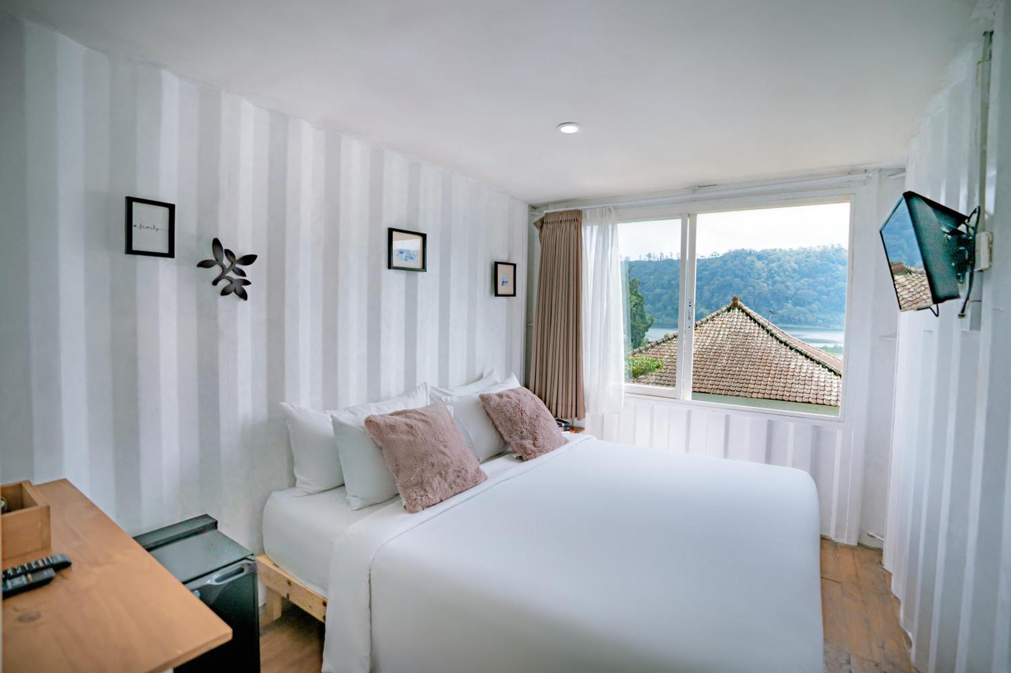Container Smart Css Hotel 2*